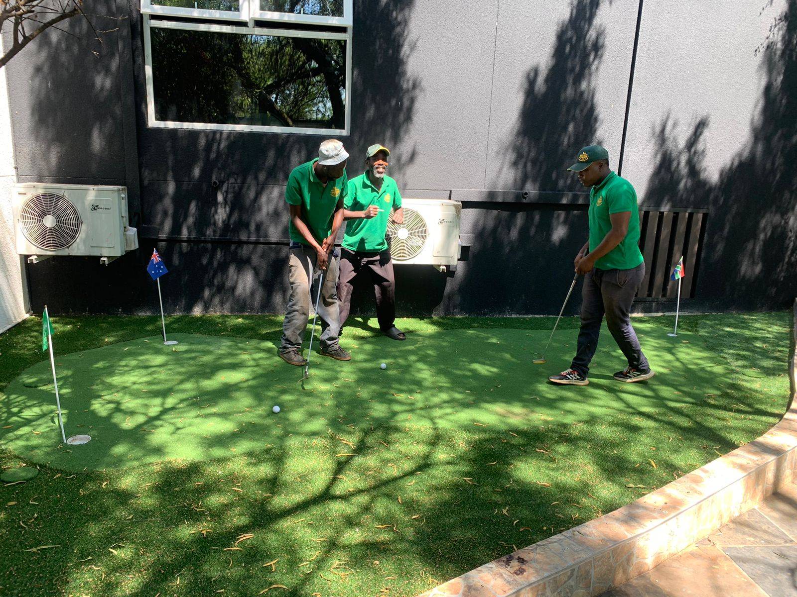 Green Chris Landscaping professional team at work